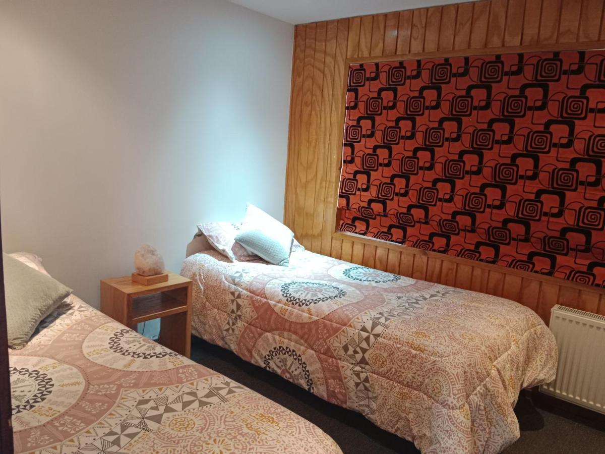 Almer Hostal Punta Arenas Extérieur photo