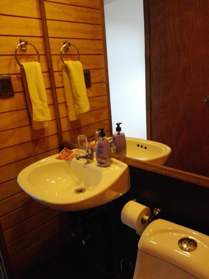 Almer Hostal Punta Arenas Extérieur photo