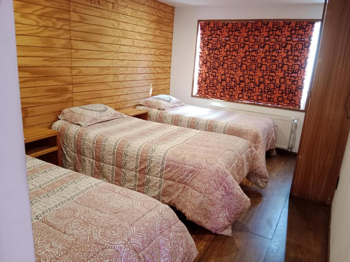 Almer Hostal Punta Arenas Extérieur photo