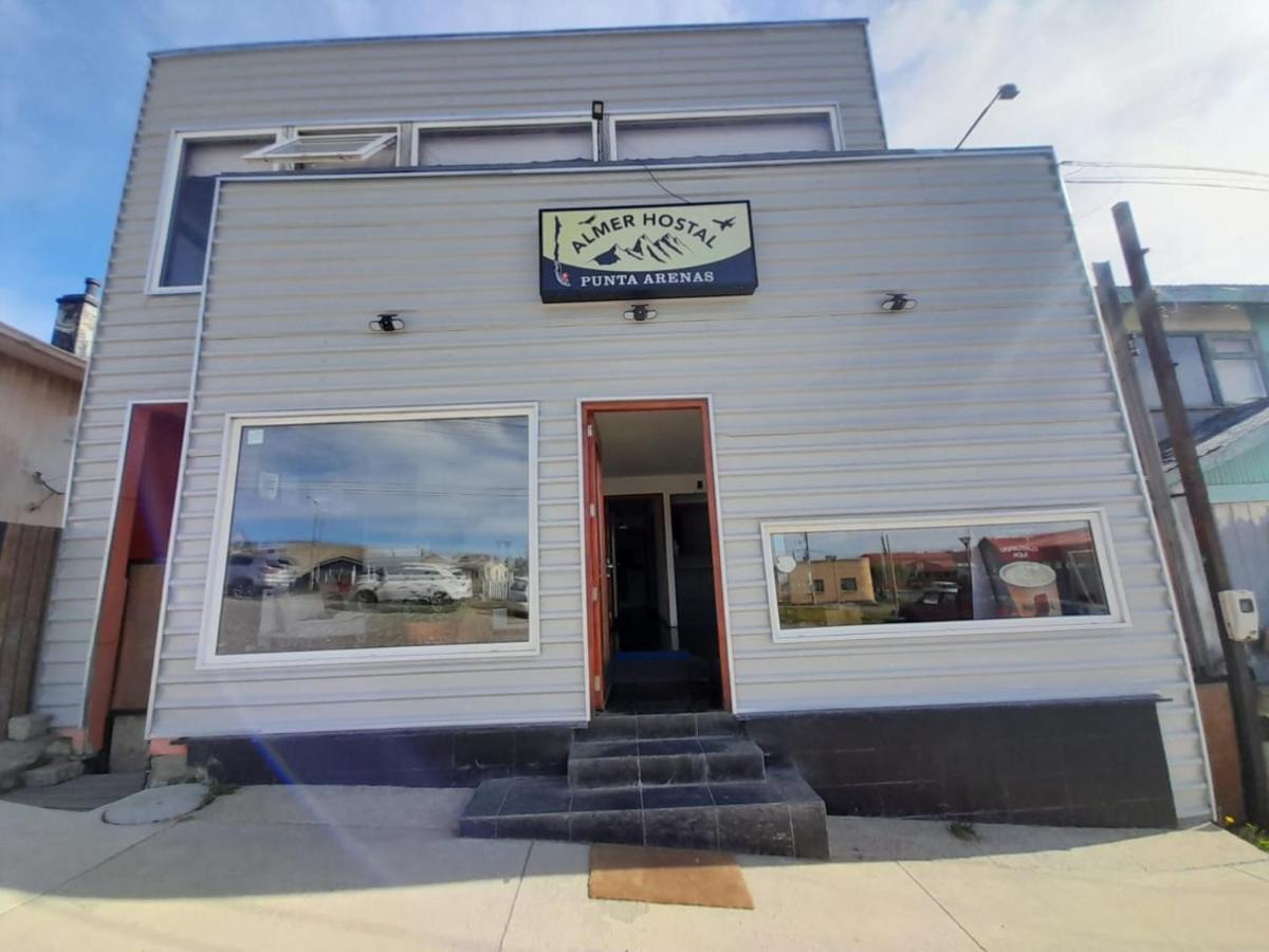 Almer Hostal Punta Arenas Extérieur photo